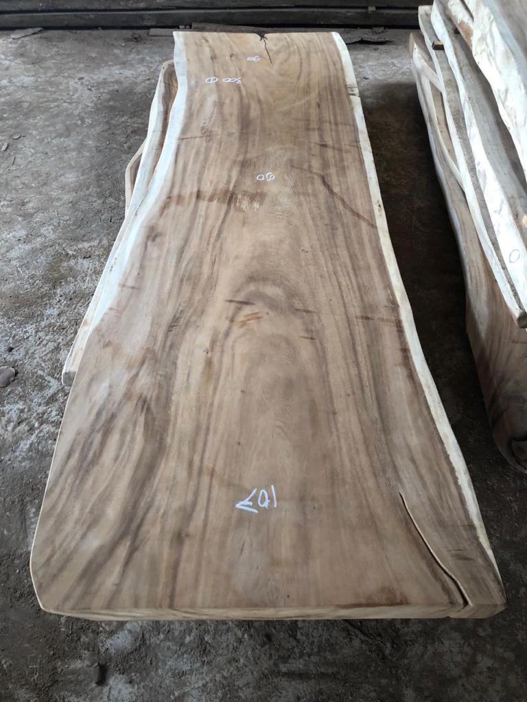 7047 7032 a1 (300 1)